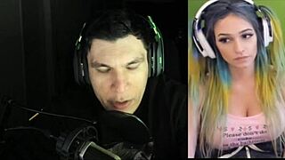watch joycgee and trainwrecks live webcam show