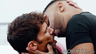 Cocksucker remy cruze penetrated by athletic white gay