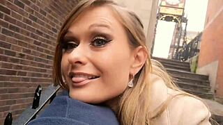 honour got hypnotized to flash in public without knowing