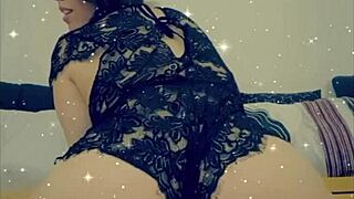 Hot Spanish Amateur Masturbates in Sexy Lingerie March 2020!