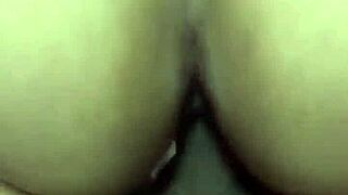 visitando a mi vecino mientras su esposa no está