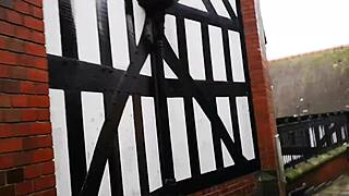 honour got hypnotized to flash in public without knowing