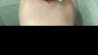 dei gostoso no banho com a esposa de big ass