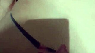 safada deu pro seu marido e cara da vivo com interracial blowjob