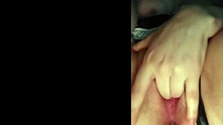 A stranger lucks into nudes from model Joyliii