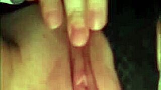 A stranger lucks into nudes from model Joyliii