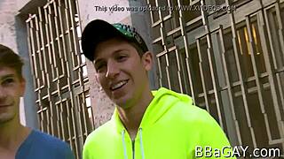 Free Gay Porn Fotos Available for Viewing