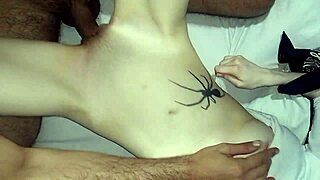 i love giving my skinny girlfriend a creampie, her pink pussy and white skin are perfect