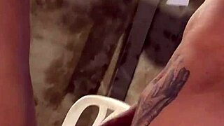 Skinny beauty satisfies tipper with my wife in interactive 1on1 session.