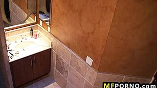 Intriguing teen threesome with brandi belle and cynthia lopez in hot amateur fuck