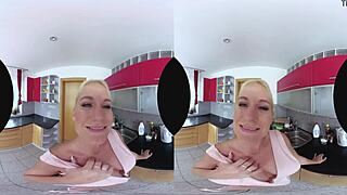 Italian Anal Lover Screams in Doggy!