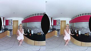 Italian Anal Lover Screams in Doggy!