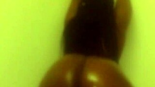 i watch dayna clap her black ebony ass