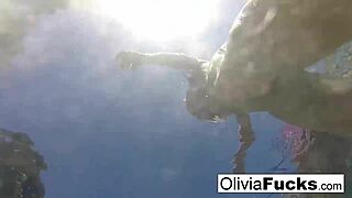 i'm olivia having summer pool fun