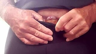 Real homemade video of a muscular amateur