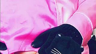 amateur tranny veronica plays solo with dildo at home