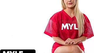 Slimthick Vic Teases Big Tits Behind Scenes, Goddess of Desire