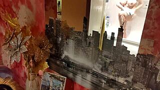 Watch my girlfriend get caught