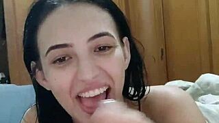 Amateur gives yummy blowjob in classroom pov leading to cumshot