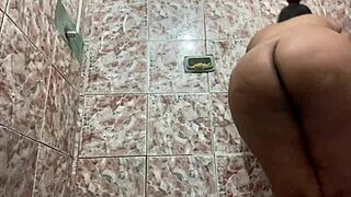 Sexy Girl In Shower Shakes Her Big Ass Nicely