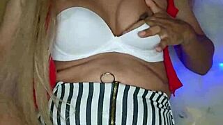 Travesti hermosa y maquillada