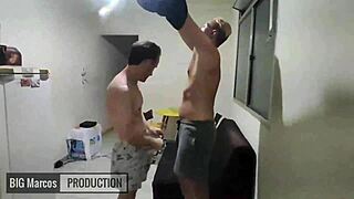 Curtindo Uma Orgia Com Os Putos Safados Em Grupo Hardcore