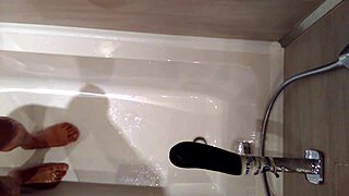 Exciting gay sex scenes!