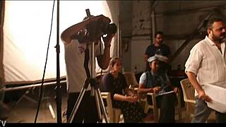 Mandana Karimi Sizzles in Bikini for Kyaa Kool Hain Hum 3