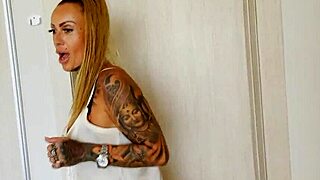 kada love chats with neighbor in hotel