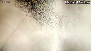 Horny Indian Girl Cheats and Gets Pounded by Stranger