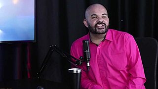 Paulo Avelar and Victoria Beatriz stun in sheer red at hot cast.