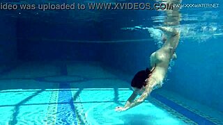 Jessica adored the producer with her sexy look