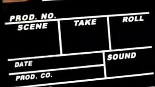 entrei no quarto, comi ela no pelo e enchi o cu de porra