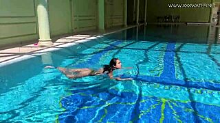 Jessica adored the producer with her sexy look