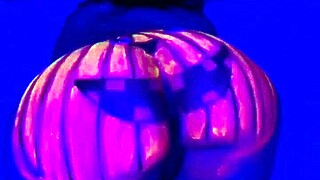 twerking the pumpkin with my favorite couple