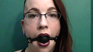 Why does dark lipstick drooling feel so intense with eye contact?