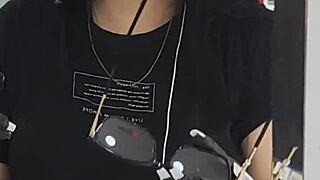 Colombian Girlfriend and Friend in Raw Amateur Action Tonight