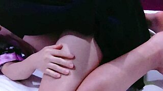 Petite girlfriend in kimono cosplay gets drilled from front to back on bed