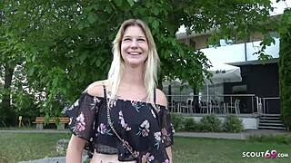 Ho trovato questo clip scout tedesca selvaggia con Lara 18 anni da Amburgo