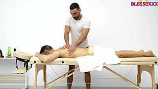 HAPPY ENDING MASSAGE FOR ZEUS RAY!