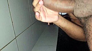 Esperando Um Macho Para Uma Boa Sacanagem, Quem Vem Me Pegar?!