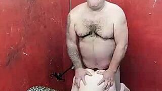 Dude, Novinha loves getting taken from behind by muscular guy! 🔥