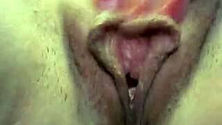 cherrysprinkles explores her horny side