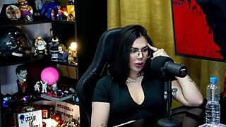 Intriguing ruan shows off to lary cubas in public brazilian display. is it small or huge?