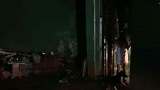 Novinha Screwed by Motoboy in Public After Delivery!