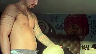 Novinho Marrento Fudeu Gostoso - Muscular Bodybuilder Goes Bareback in Uncensored 1on1 Action.