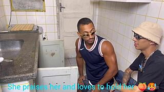 I’m Crazy About My Hot Plumber Neighbor’s Body