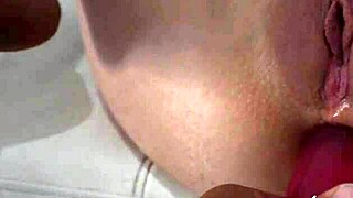 i love pounding my gamer girlfriend's tight ass till she squirts