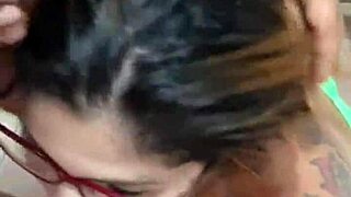 Barbecue cart owner treats me well to impress my wife