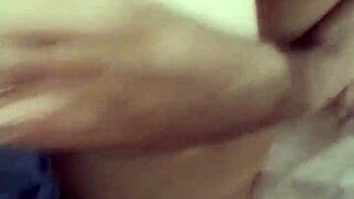 Meu marido socou forte na buceta e gozou nos meus peitos, wow!